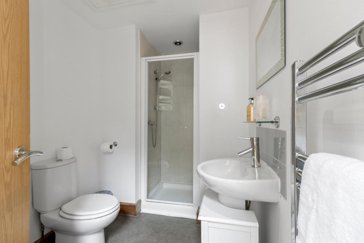 Stunning Sea View Whole Home In Torbay Close To Beach Torquay Eksteriør billede
