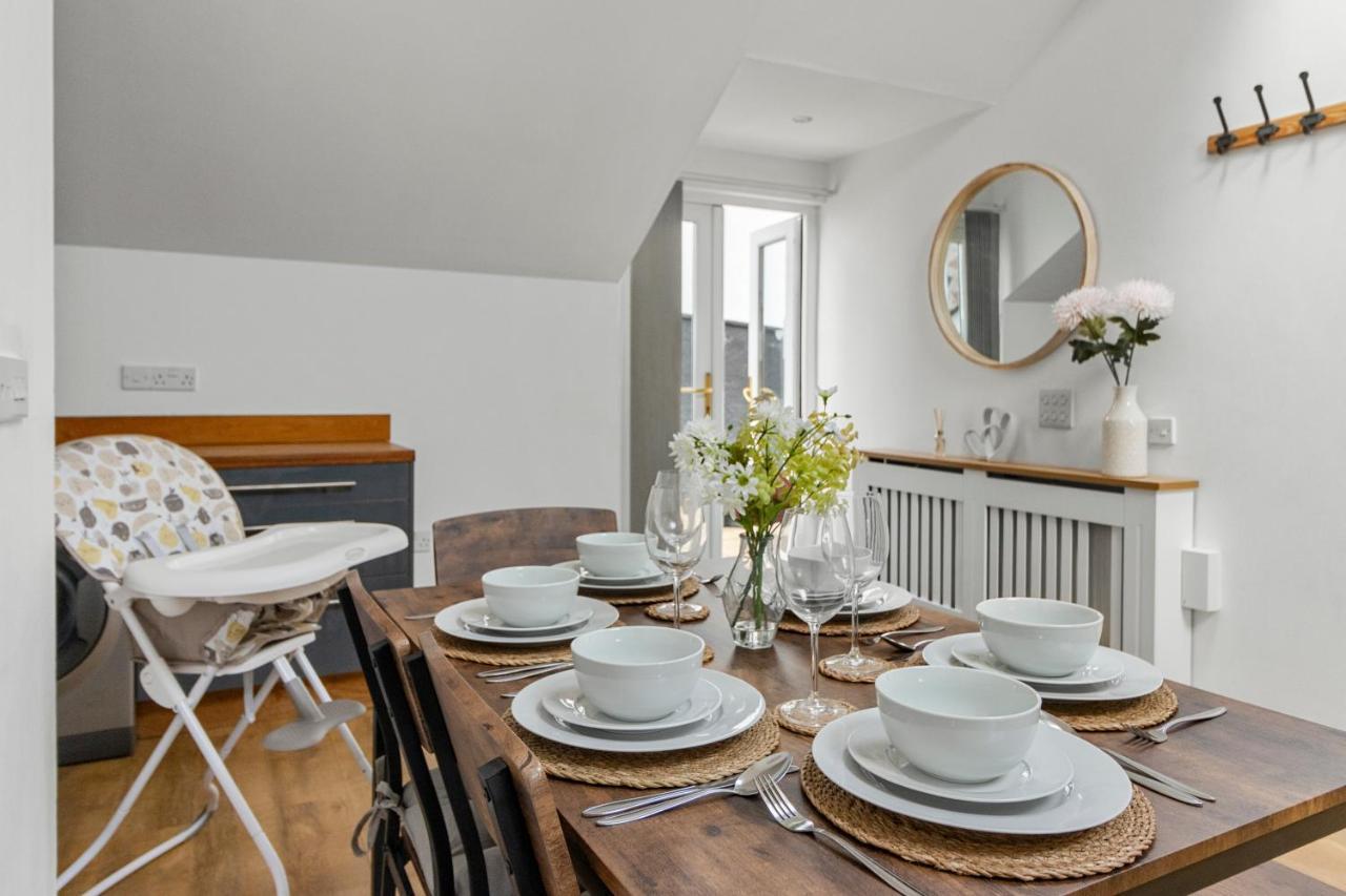 Stunning Sea View Whole Home In Torbay Close To Beach Torquay Eksteriør billede