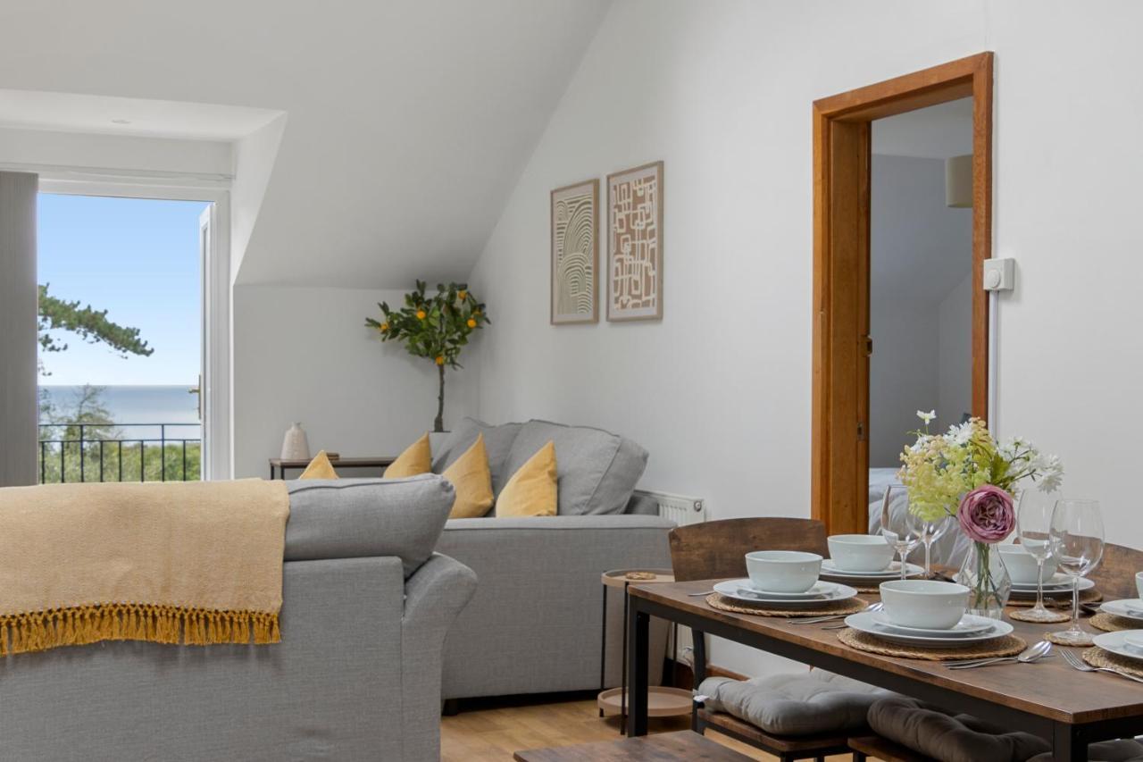 Stunning Sea View Whole Home In Torbay Close To Beach Torquay Eksteriør billede